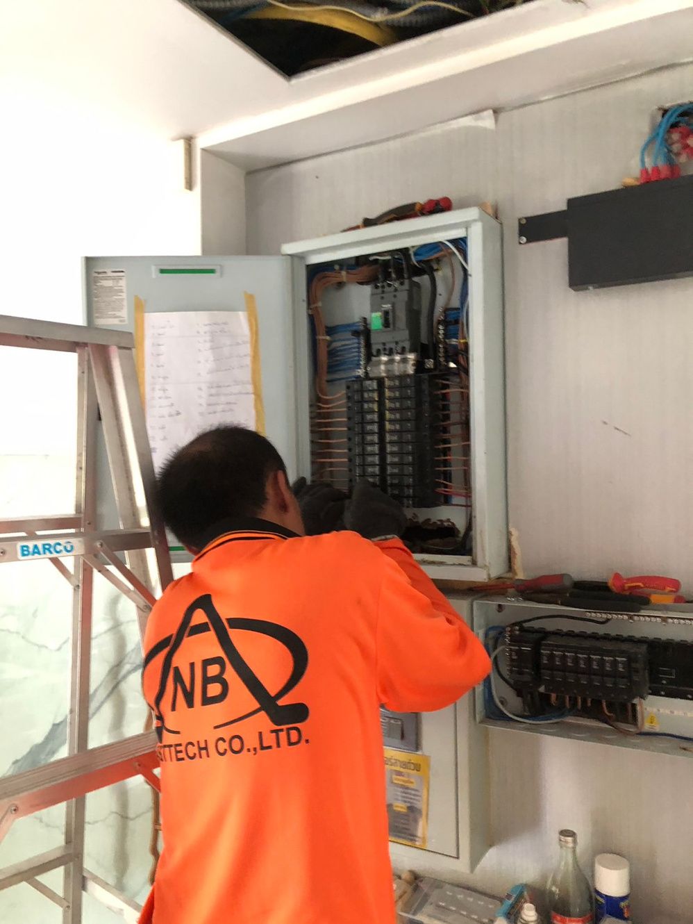 ติดตั้งมิเตอร์วงจรที่ 2 สำหรับ EV Charger (หลังที่ 2)